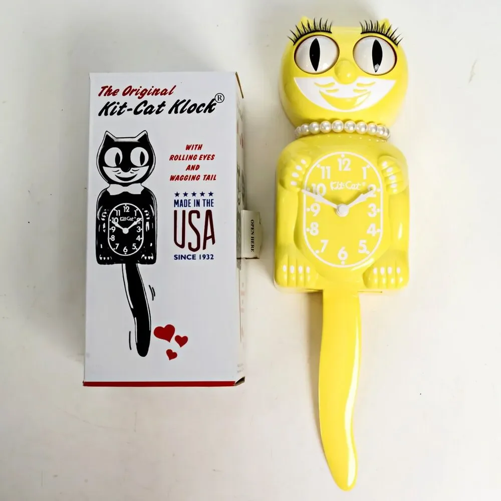 Spring Daffodil Lady Kit Cat Clock 15.5